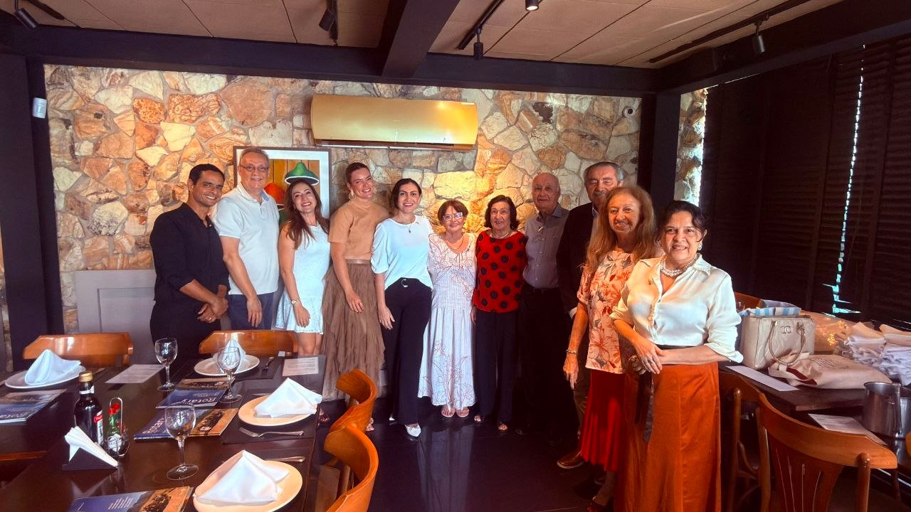 Posse da presidente Lourdes no Rotary Club de Fortaleza Edson Queiroz
